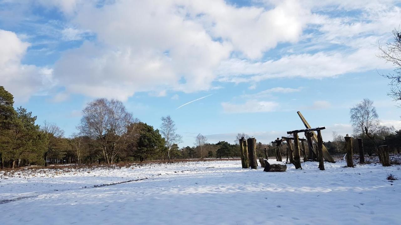 Chalet Op De Veluwe # Linde Putten Bagian luar foto