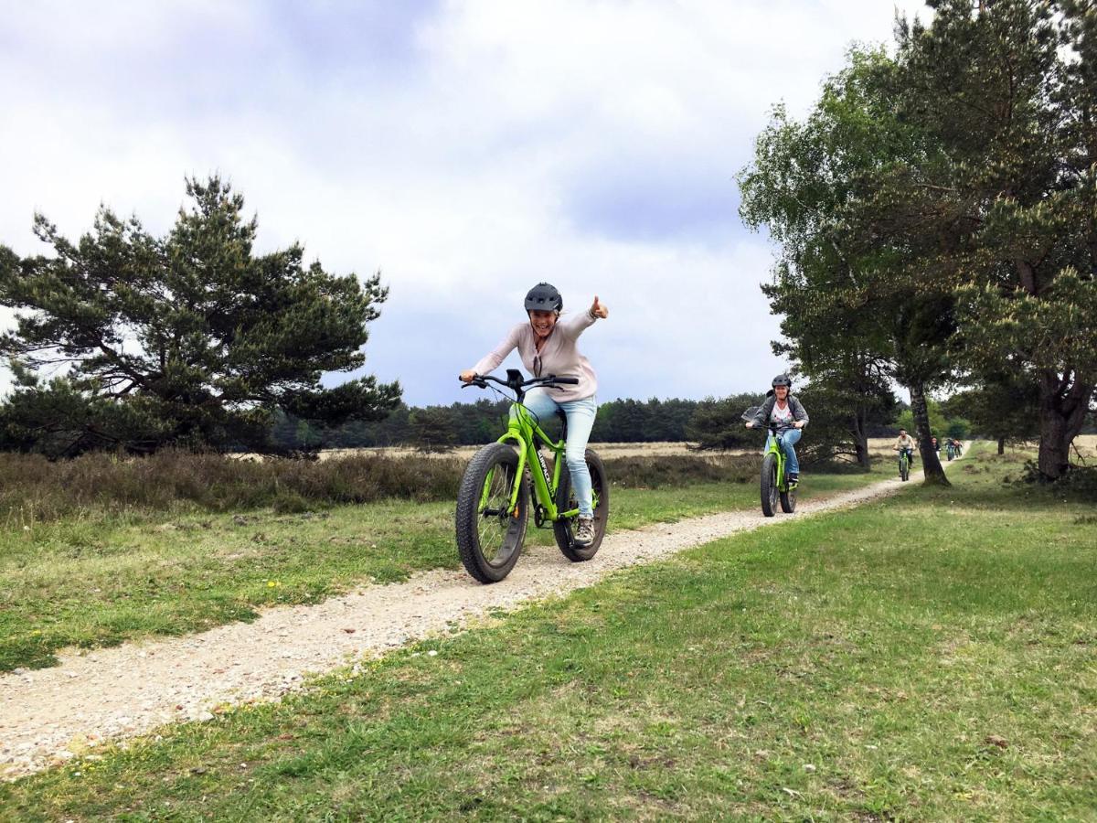 Chalet Op De Veluwe # Linde Putten Bagian luar foto