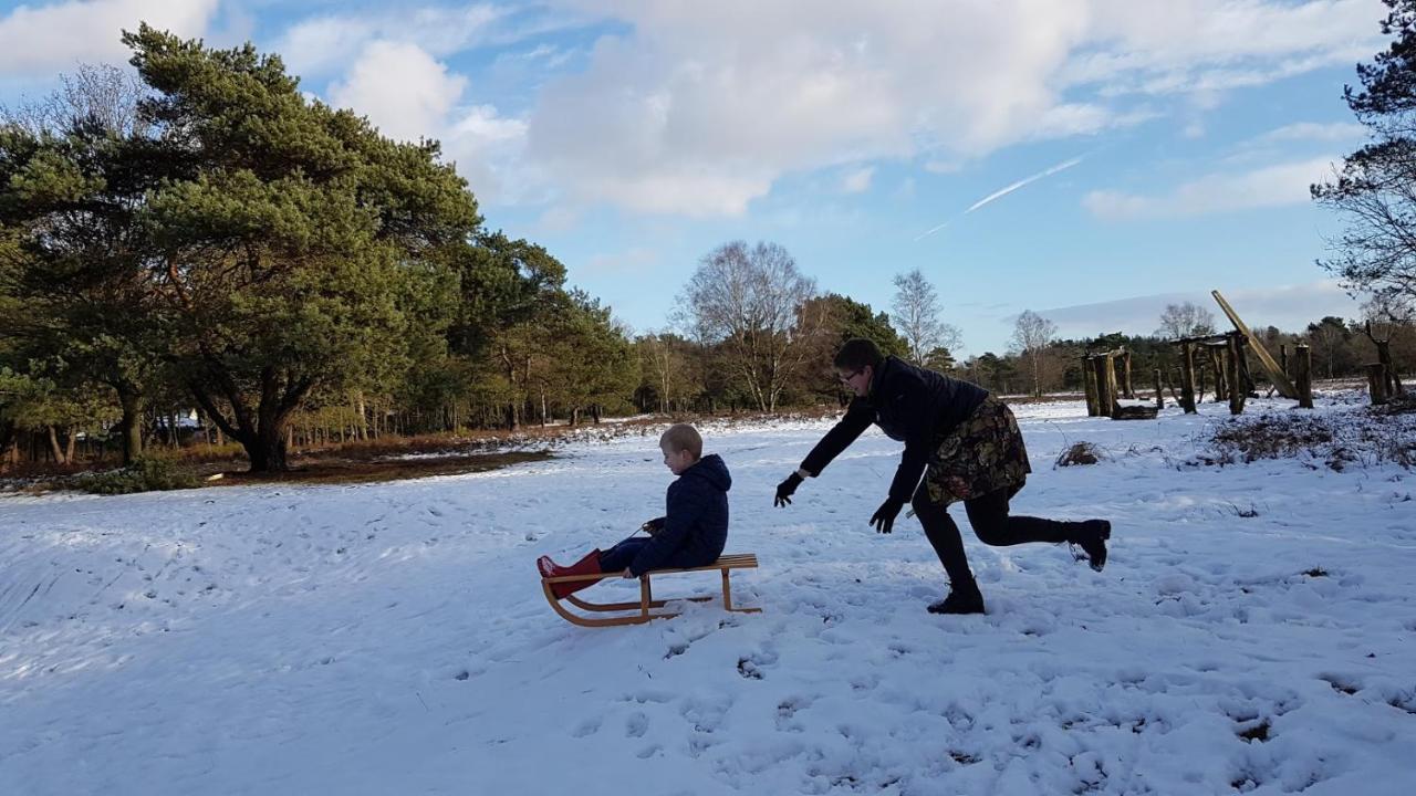 Chalet Op De Veluwe # Linde Putten Bagian luar foto